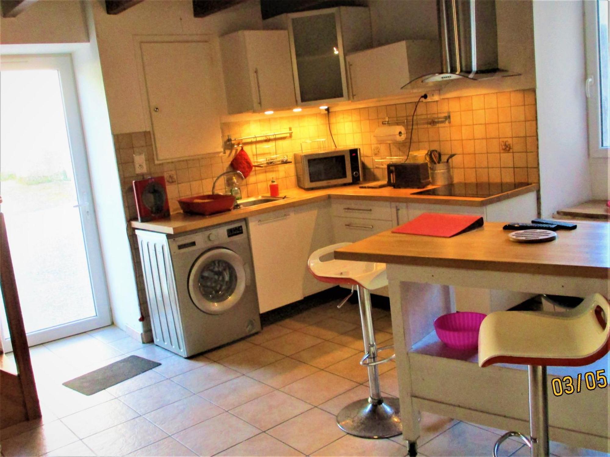 A 15mn A10 Et N141 Et N21 Et Angouleme Et Cognac Et Jarnac Et Barbezieux , A 1h De Bordeaux ! Holiday home